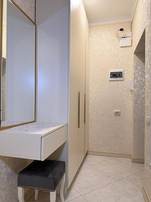 Продам трехкомнатную (3-комн.) квартиру, Оранжерейная ул, 7кА, Нальчик г