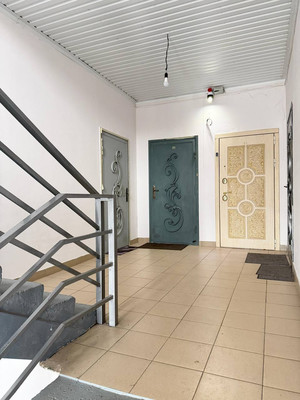 Продам трехкомнатную (3-комн.) квартиру, Оранжерейная ул, 7кА, Нальчик г