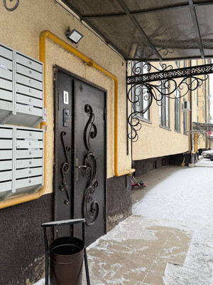 Продам трехкомнатную (3-комн.) квартиру, Оранжерейная ул, 7кА, Нальчик г