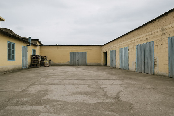 Продам торговое помещение 4 000 м2, Ленина ул, 36к1, Скалистое с