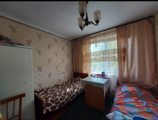 Продам трехкомнатную (3-комн.) квартиру, Запорожская ул, 96, Славянск-на-Кубани г