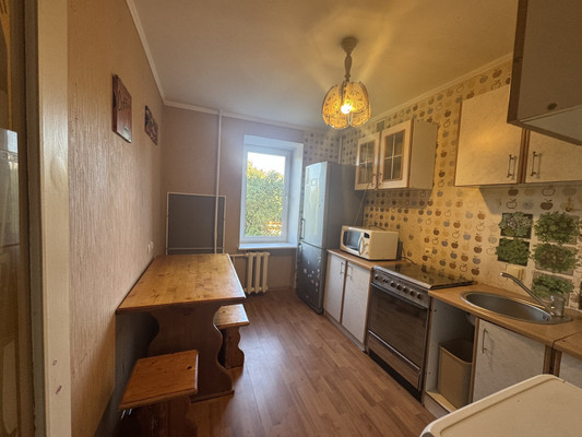 Продам двухкомнатную (2-комн.) квартиру, 40-летия Победы пр-кт, 37, Ростов-на-Дону г