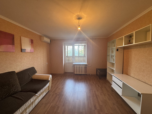 Продам двухкомнатную (2-комн.) квартиру, 40-летия Победы пр-кт, 37, Ростов-на-Дону г