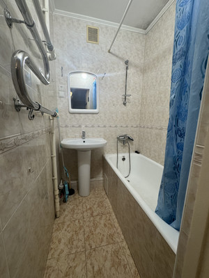 Продам двухкомнатную (2-комн.) квартиру, 40-летия Победы пр-кт, 37, Ростов-на-Дону г