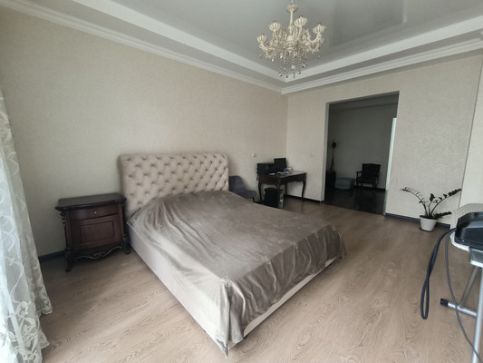 Продам многокомнатную квартиру, Ленина пр-кт, 20, Нальчик г