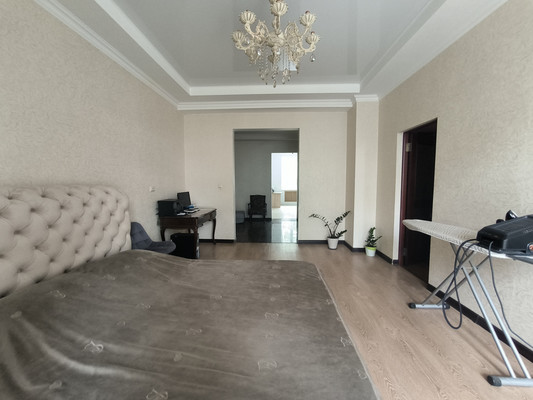 Продам многокомнатную квартиру, Ленина пр-кт, 20, Нальчик г