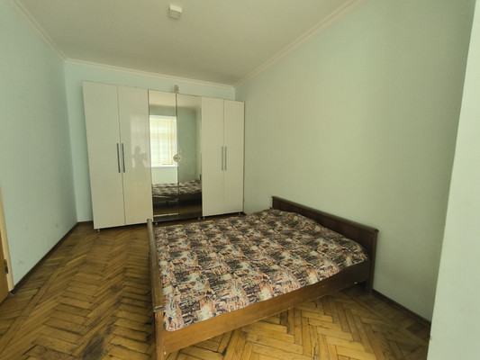 Продам многокомнатную квартиру, Ленина пр-кт, 20, Нальчик г