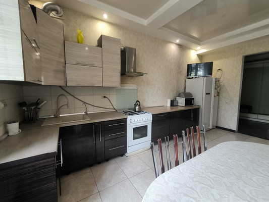 Продам многокомнатную квартиру, Ленина пр-кт, 20, Нальчик г