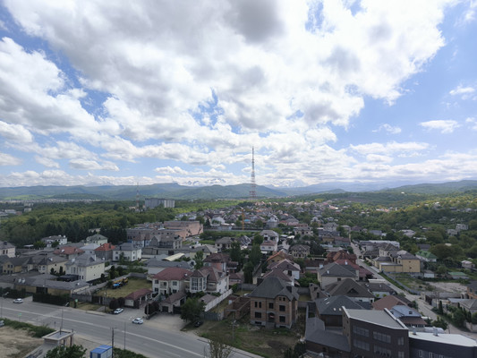 Продам многокомнатную квартиру, Тлостанова ул, 16к1, Нальчик г