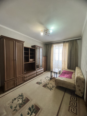 Продам двухкомнатную (2-комн.) квартиру, Горького ул, 53, Нальчик г