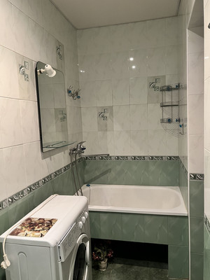 Продам двухкомнатную (2-комн.) квартиру, Горького ул, 53, Нальчик г