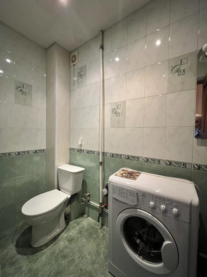 Продам двухкомнатную (2-комн.) квартиру, Горького ул, 53, Нальчик г