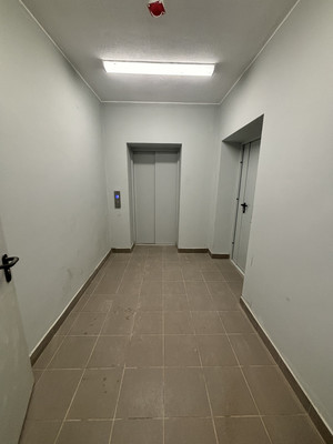 Продам однокомнатную (1-комн.) квартиру, Колхозная ул, 16, Сыктывкар г