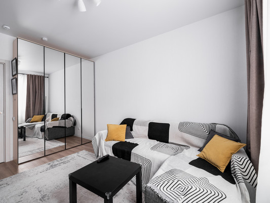 Продам двухкомнатную (2-комн.) квартиру, Никитинская ул, 5, Москва г