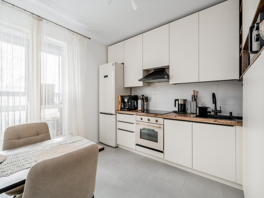 Продам двухкомнатную (2-комн.) квартиру, Никитинская ул, 5, Москва г