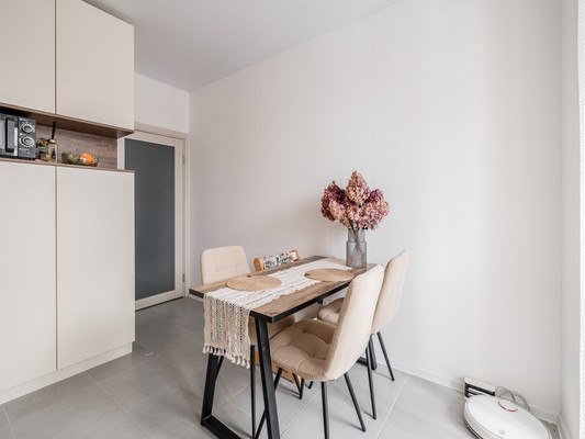 Продам двухкомнатную (2-комн.) квартиру, Никитинская ул, 5, Москва г