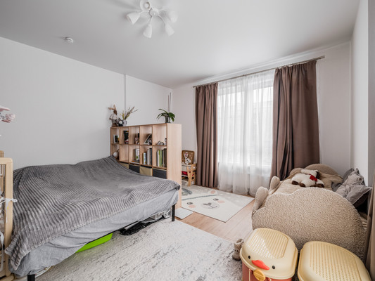 Продам двухкомнатную (2-комн.) квартиру, Никитинская ул, 5, Москва г