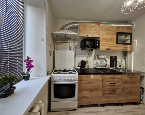 Продам двухкомнатную (2-комн.) квартиру, Батарейная ул, 384, Славянск-на-Кубани г