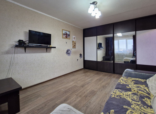 Продам двухкомнатную (2-комн.) квартиру, Батарейная ул, 384, Славянск-на-Кубани г