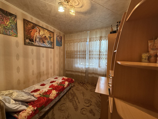 Продам многокомнатную квартиру, Запорожская ул, 96, Славянск-на-Кубани г