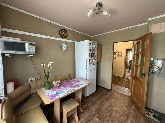 Продам многокомнатную квартиру, Запорожская ул, 96, Славянск-на-Кубани г