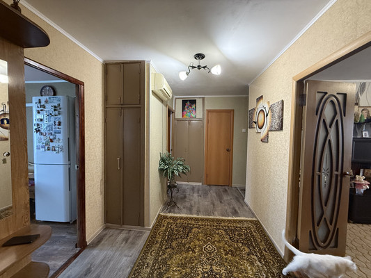 Продам многокомнатную квартиру, Запорожская ул, 96, Славянск-на-Кубани г