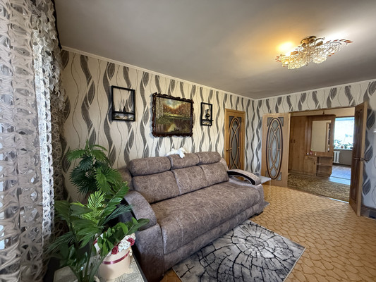 Продам многокомнатную квартиру, Запорожская ул, 96, Славянск-на-Кубани г