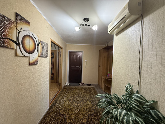 Продам многокомнатную квартиру, Запорожская ул, 96, Славянск-на-Кубани г