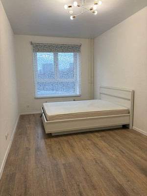 Продам двухкомнатную (2-комн.) квартиру, Современников (Пригород Лесное мкр.) ул, 7, Мисайлово д