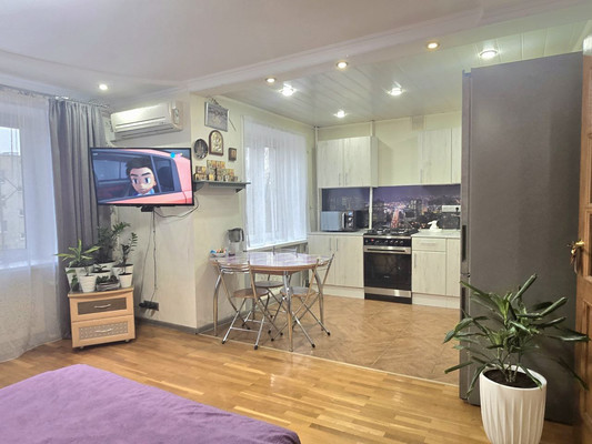 Продам трехкомнатную (3-комн.) квартиру, Первомайская (Климовск мкр.) ул, 3, Подольск г