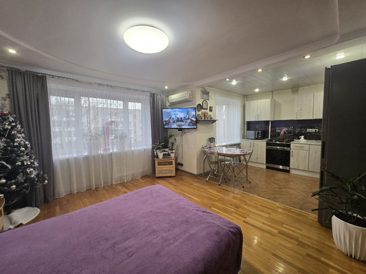 Продам трехкомнатную (3-комн.) квартиру, Первомайская (Климовск мкр.) ул, 3, Подольск г