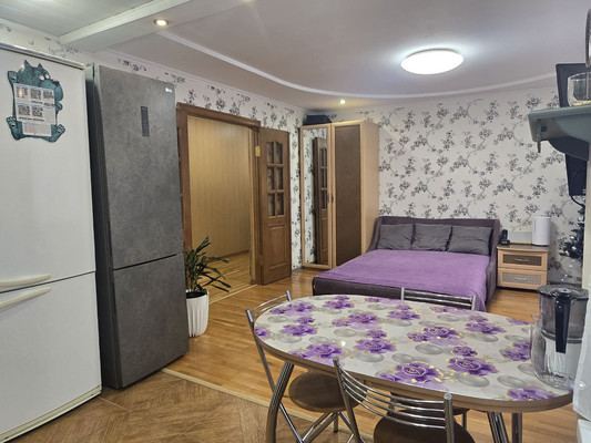 Продам трехкомнатную (3-комн.) квартиру, Первомайская (Климовск мкр.) ул, 3, Подольск г