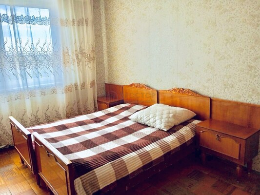 Продам двухкомнатную (2-комн.) квартиру, Инессы Арманд ул, 8/17, Москва г