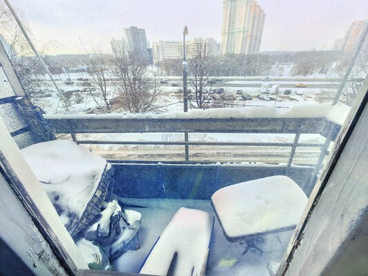 Продам однокомнатную (1-комн.) квартиру, Вернадского пр-кт, 127, Москва г