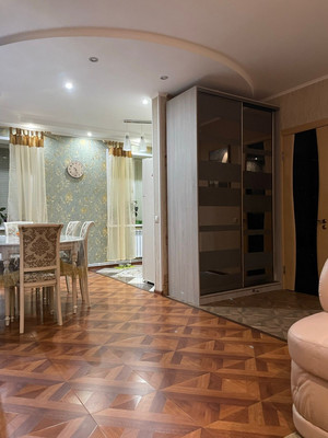 Продам трехкомнатную (3-комн.) квартиру, Радужная ул, 3, Оболдино д