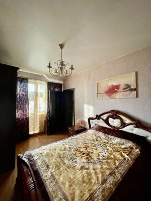 Продам трехкомнатную (3-комн.) квартиру, Радужная ул, 3, Оболдино д