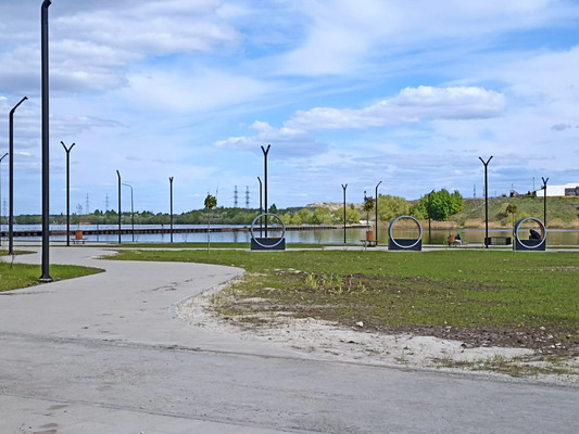 Продам трехкомнатную (3-комн.) квартиру, Смирягина пр-кт, 13, Новомичуринск г