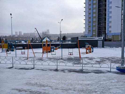 Продам многокомнатную квартиру, Лесопарковая ул, 43, Красноярск г