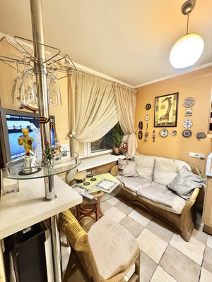 Продам двухкомнатную (2-комн.) квартиру, Беговая ул, 6к3, Москва г