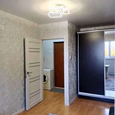 Продам двухкомнатную (2-комн.) квартиру, Астраханская ул, 84, Анапа г