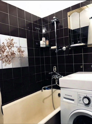 Сдам трехкомнатную (3-комн.) квартиру, Загребский б-р, 7к1, Санкт-Петербург г