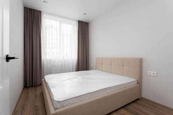 Продам двухкомнатную (2-комн.) , Осенняя ул, 2к16, Ласкино п