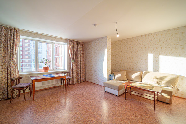 Продам двухкомнатную (2-комн.) квартиру, Крылова ул, 15, Пермь г