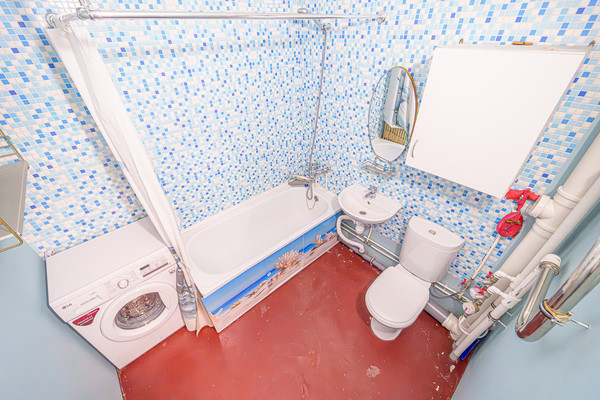 Продам двухкомнатную (2-комн.) квартиру, Крылова ул, 15, Пермь г