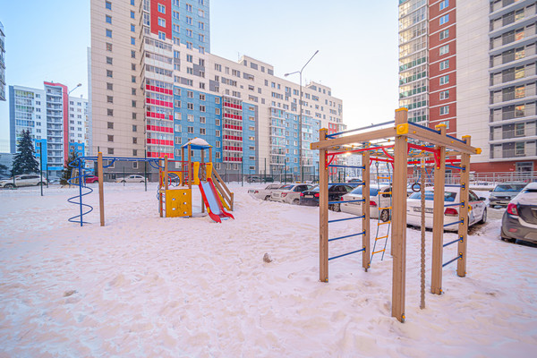 Продам двухкомнатную (2-комн.) квартиру, Крылова ул, 15, Пермь г