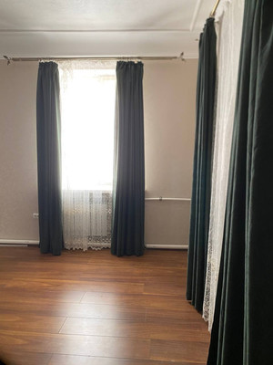 Продам трехкомнатную (3-комн.) квартиру, Черноморская ул, 10, Армавир г