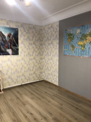 Продам трехкомнатную (3-комн.) квартиру, Черноморская ул, 10, Армавир г