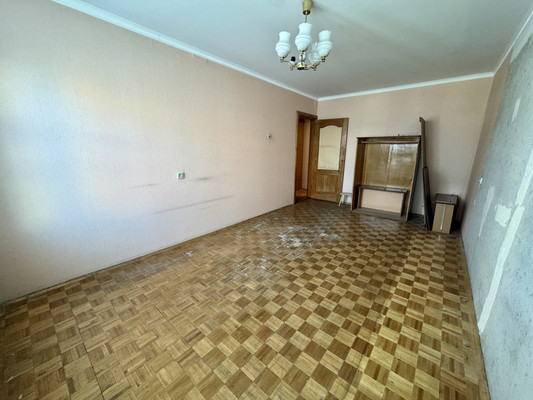 Продам трехкомнатную (3-комн.) квартиру, Чугунова ул, 34, Раменское г