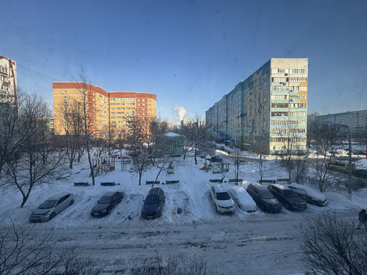 Продам трехкомнатную (3-комн.) квартиру, Чугунова ул, 34, Раменское г