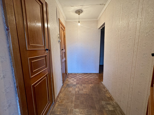 Продам трехкомнатную (3-комн.) квартиру, Чугунова ул, 34, Раменское г